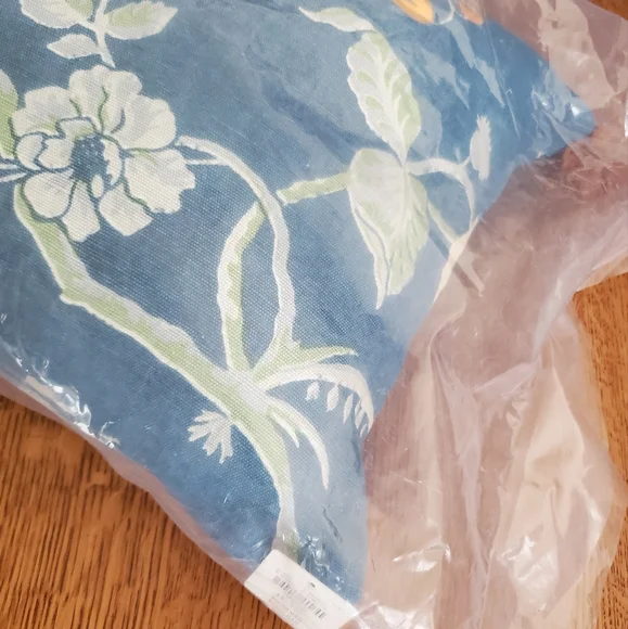 Anthropologie Tassled Perla Bird Pillow - Turquoise - Picture 12 of 14